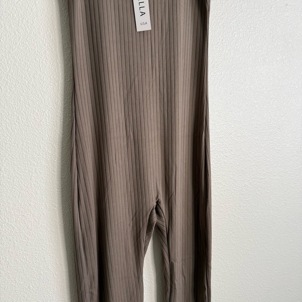 NWT Taupe Bodycon Jumpsuit (Box F) - Picture 4 of 7